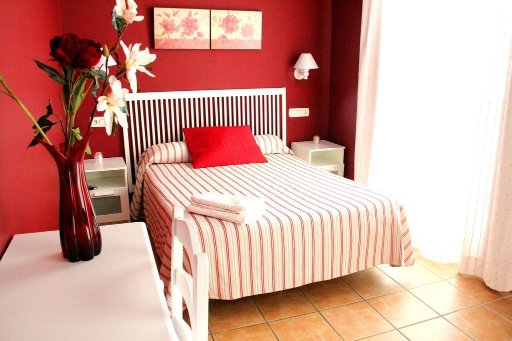 Hostal Mena Nerja Oda fotoğraf