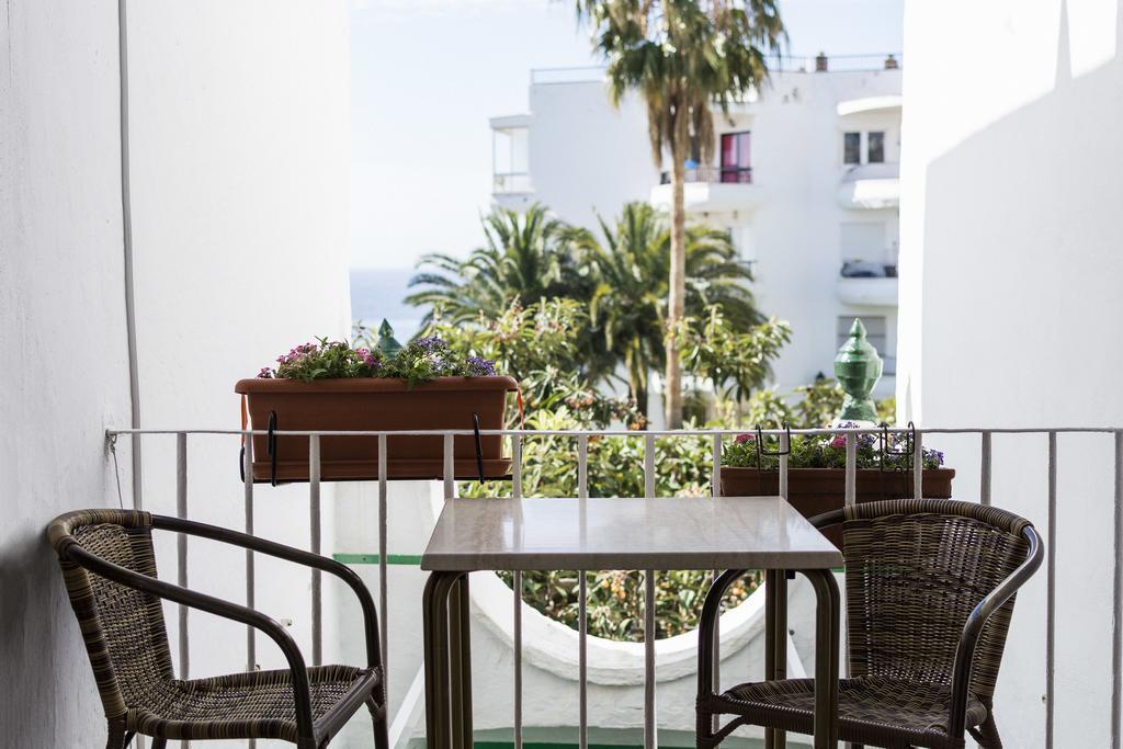 Hostal Mena Nerja Dış mekan fotoğraf